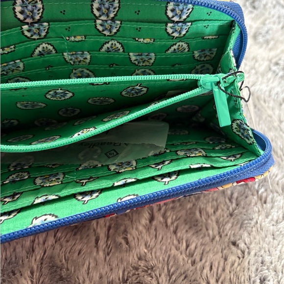 Vera Bradley Paisley Wallet NWT - Picture 11 of 11